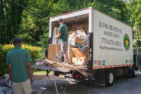 Best Yard Waste Removal  in Mineral Springs, AR